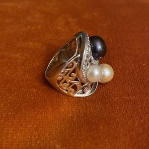 Diamond, Pearl & 925 silver ring size 6 3/4